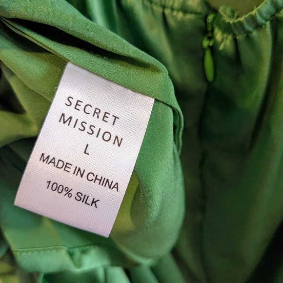 Secret Mission 100% Silk Kathleen Kelly Green Maxi Cutout Dress Size Large NWT - Picture 16 of 16